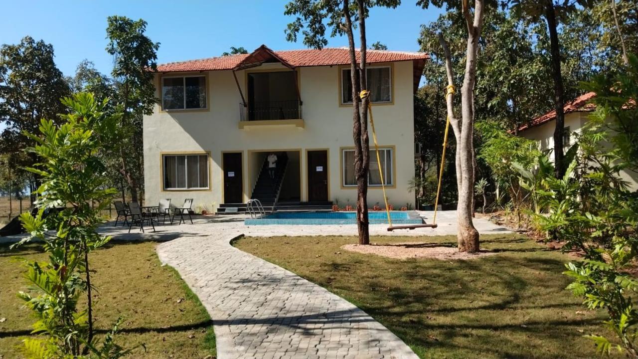 Palash The Jungle Resort Gondia Ngoại thất bức ảnh
